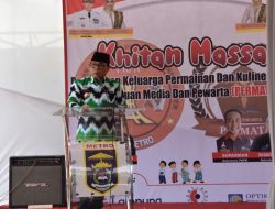Wali Kota Metro Wahdi Buka Khitan Masal Organisasi PKPK