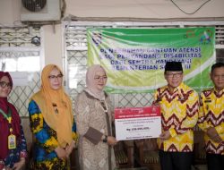 Walikota Terima Bantuan Kemensos RI Berupa Alat Penunjang Anak Disabilitas