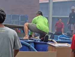 Bupati Parosil: Terima Kasih untuk Penjual Air Deruman yang Turut Padamkan Kebakaran