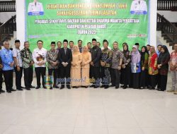 Bupati Pesibar Lantik Tedi Zadmiko sebagai Penjabat Sekda Gantikan Jon Edwar