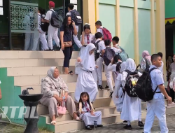 SDN 2 Rawa Laut Bandar Lampung Gelar MPLS, Orang Tua Diberi Kesempatan Antar Anak ke Kelas