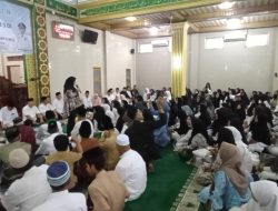 Safari Ramadan Dimulai, Eva Dwiana Kunjungi Masjid Miftahul Jannah dan Salurkan Bantuan