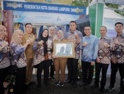 Pemkot Bandar Lampung Raih Penghargaan Kelurahan Berprestasi Tingkat Nasional
