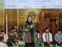 Safari Ramadan di Kedaton, Eva Dwiana Ajak Warga Perkuat Iman dan Kebersamaan