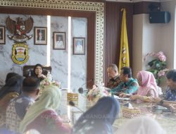 Wali Kota Eva Dwiana Tekankan Sinergi OPD dan Camat dalam Rapat Koordinasi