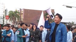 Antrean BBM Jadi Sorotan Aksi BEM-SI Lampung, Bahlil Diminta Segera Bertindak